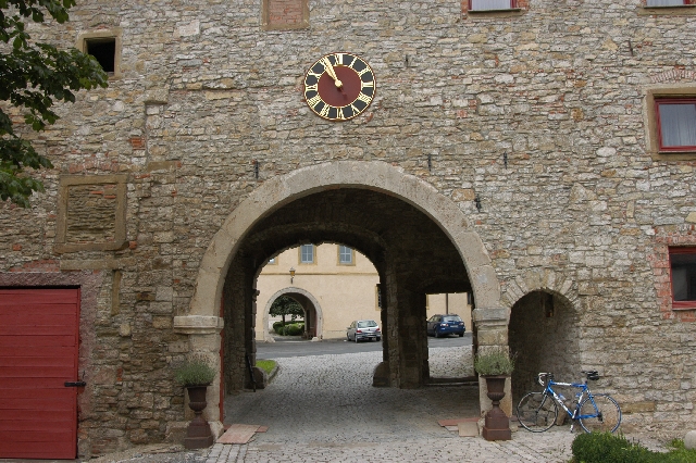 Tor zum Kloster in Tückelhausen