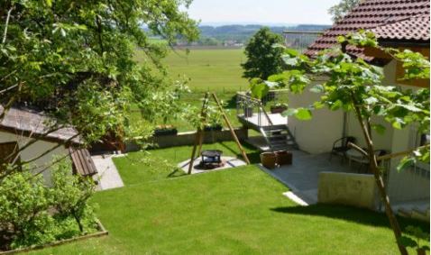 Grillplatz und Gartenlaube