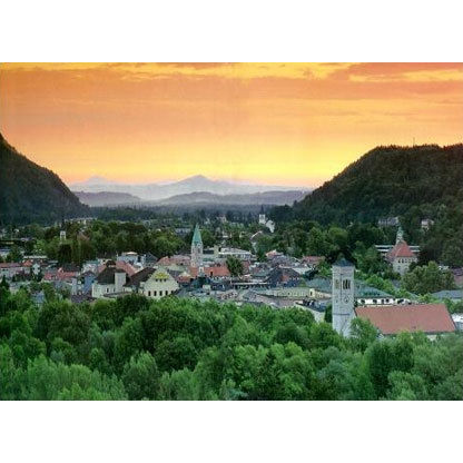Blick vom Schroffen auf Bad Reichenhall.