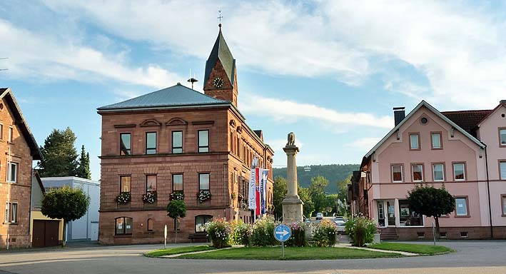 Die Innenstadt von Wörth am Main.