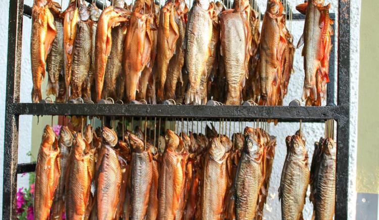 R.äucherfische aus der Schlossfischerei