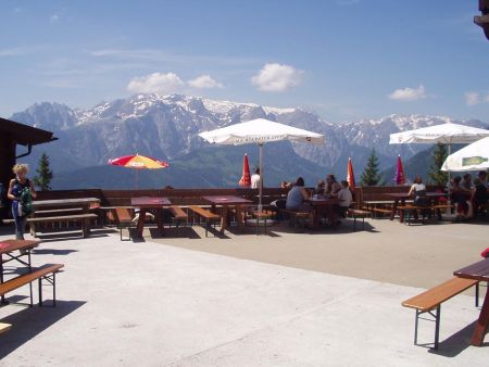 AUsblick vom  Odelhaus am Tennengebirge bei der Eisriesenwelt