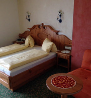 Hotel u. Appartement Garni Pinzgau