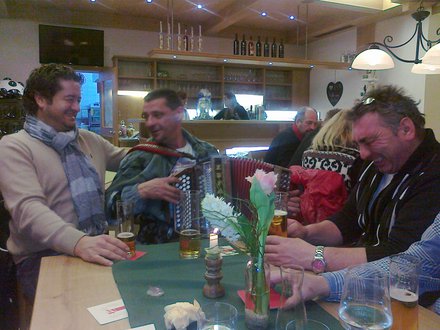 Lustige Runde im Gasthaus Schichlreit