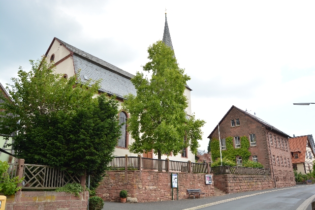 Kirche in Michelrieth