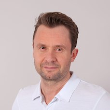 Dr. Ernst Hudsky