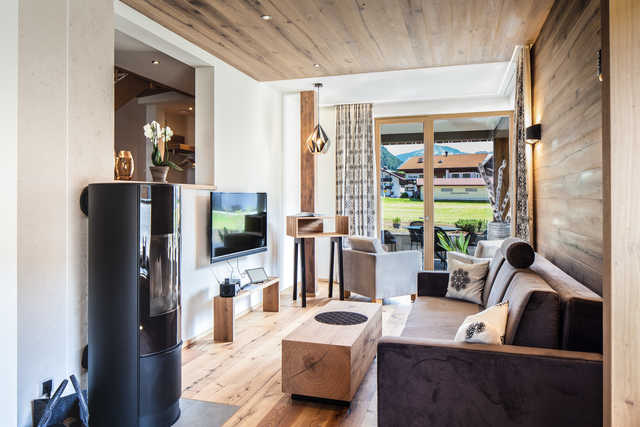 Wohnzimmer mit Kaminofen