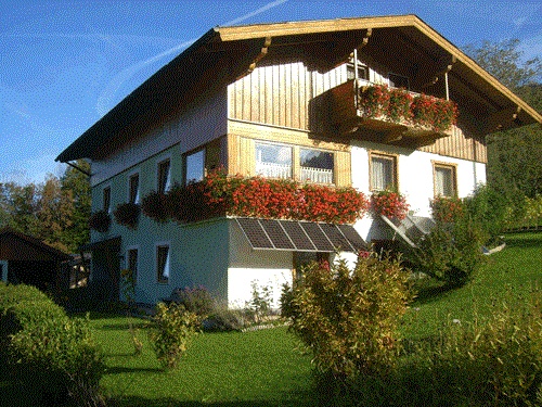 Aussenansicht mit Garten