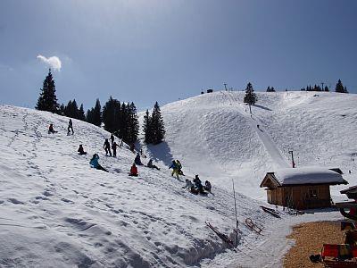 Schneespaß bei der Rottenhofhütte