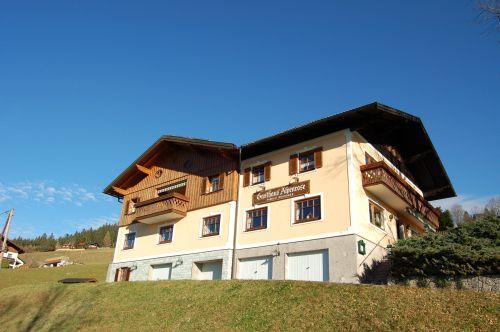 Gasthaus Alpenrose Adnet Seitenansicht