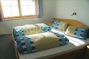 71992_d20090207_cyb_big