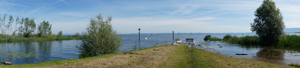 Bei hohem Wasserstand, kann es sein, das der Spitz des Dammes unter Wasser steht