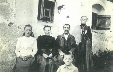 Weißes Kreuz Familie Schwarzhans 1921