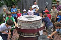 Mühlstein im Museum
