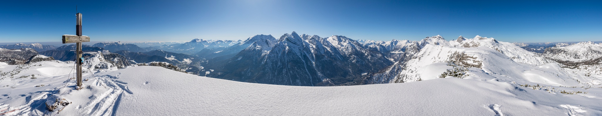 Gipfelpanorama vom Schottmalhorn.