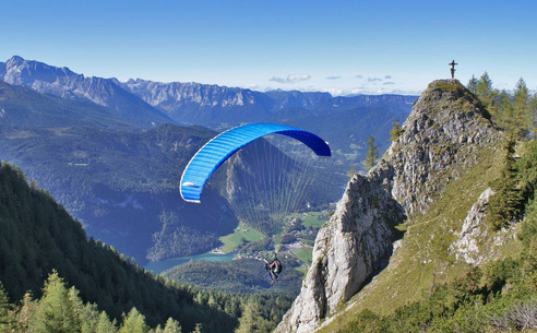 Paragleiter am Jenner