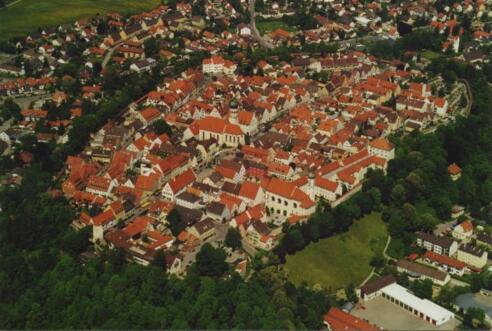 Luftaufnahme der historischen Altstadt von Schongau