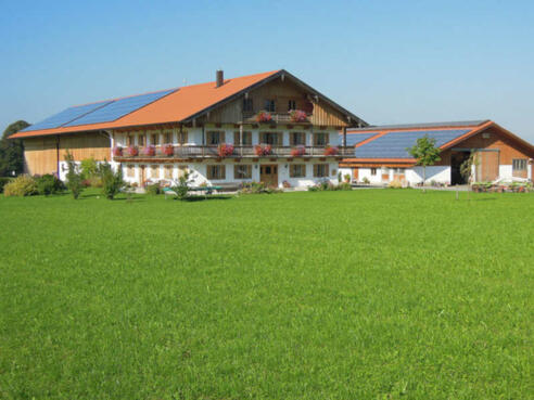 https://images.im-web.de/objekt_pics/obj_full_33042_001.jpg