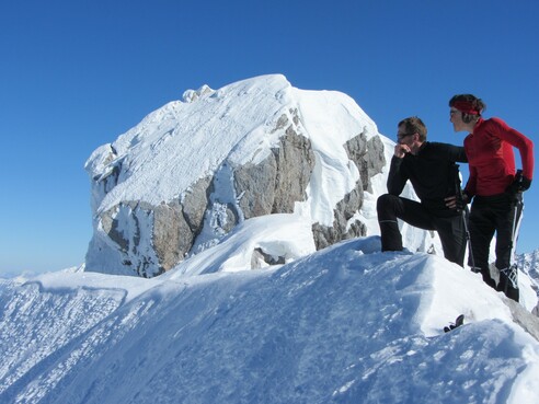 Die letzten Meter zum höchsten Punkt im Winter kaum gefahrlos möglich