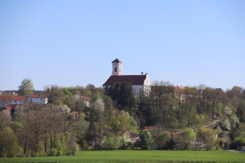 Kloster und Kirche St. Matthäus in Asbach