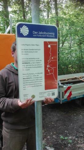 Ramsthal - Hinweistafel zum Abzweig