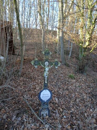 Gedenkkreuz bei Nündorf