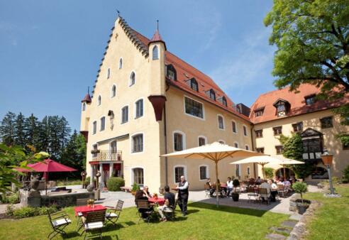 Aussenansicht Schloss zu Hopferau