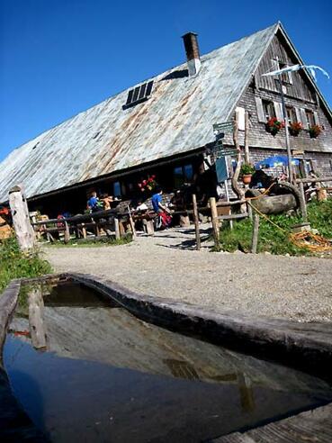 huette_wasser