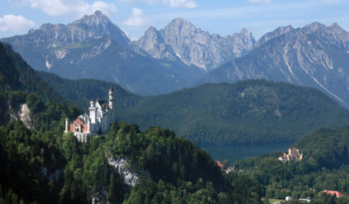Blick auf die Königsschlösser Neuschwanstein und Hohenschwangau