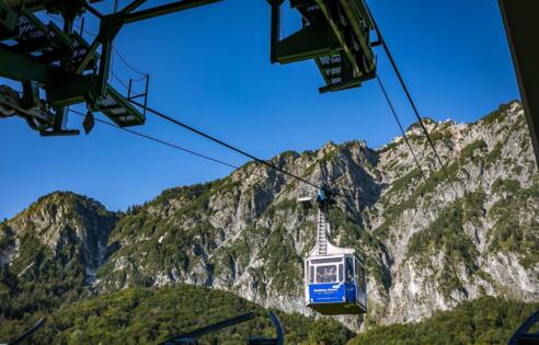 Die Untersbergbahn bringt dich bequem auf den Hausberg der Stadt Salzburg.
