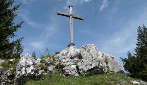 Gipfelkreuz am Lidaun