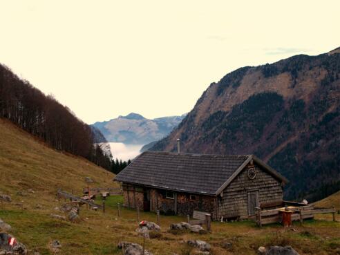 Sonntagkaralm 1180m, oberste Hütte