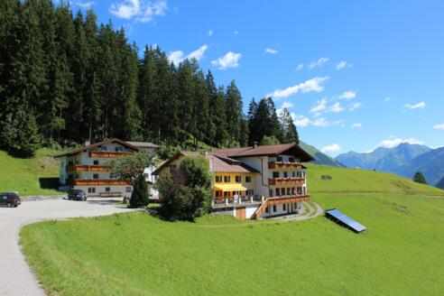 Berggasthof Klapf oberhalb von Bach