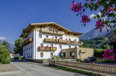 Der Dolomitenhof