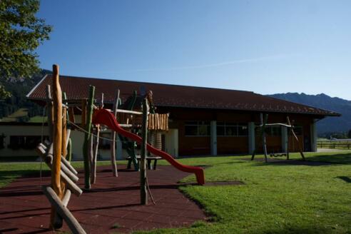 Gr. Spielplatz Tannheim