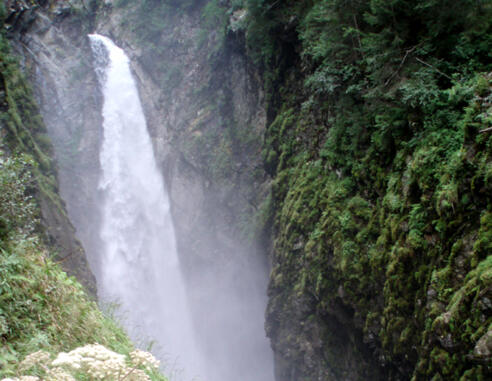 Der Unterszulzbach Wasserfall - ein Naturdenkmal