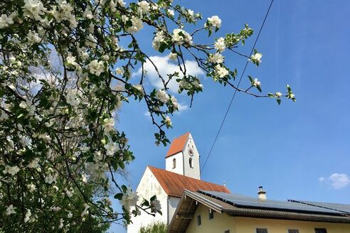 Kirche Heilig Kreuz in Aham