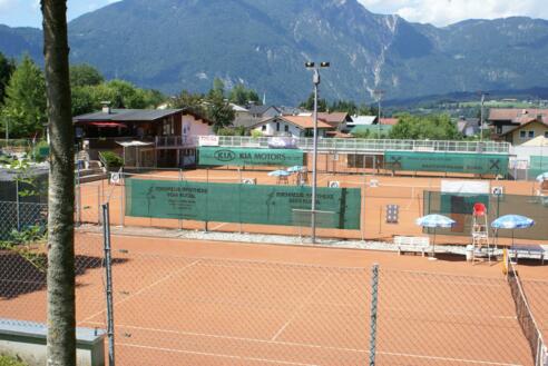 Tennisplatz