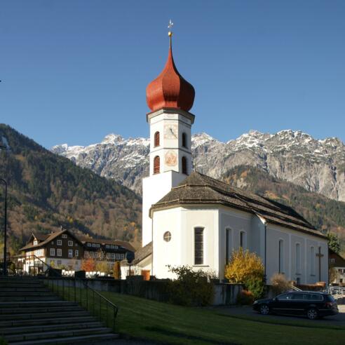 Vandans, Alte Pfarrkirche Heiliger Johannes der Täufer mit Friedhof