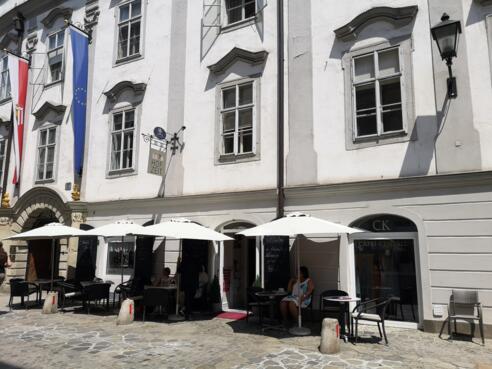Ins Hof Zeit EM