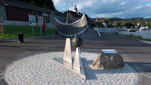 Sonnenuhr Grein