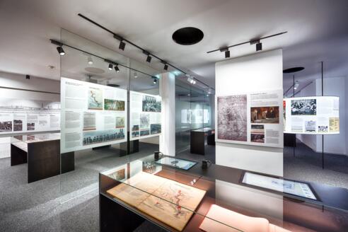 Ausstellungsbereich \"Nationalsozialismus und Linz \"