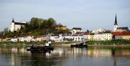 Otteensheim Panorama mit Schloss