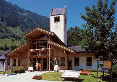 Touristinformation Fusch