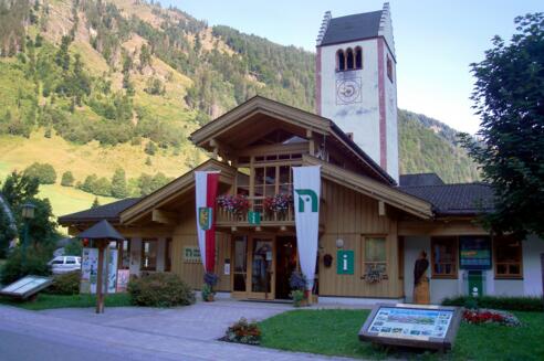 Touristinformation Fusch