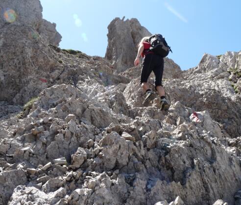 Der Freiunger Höhenweg verlangt Trittsicherheit  und Schwindelfreiheit.