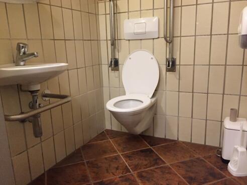 Rolli-WC in der Engalm