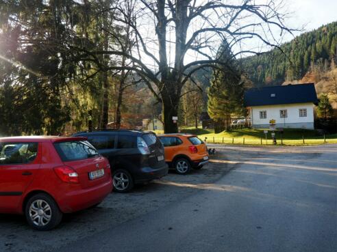 Parkplatz Brunnetal 550m