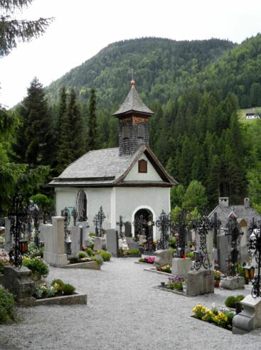 Annaberger Friedhof mit Kapelle
