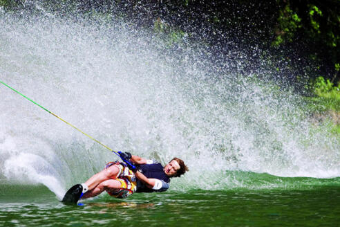Wasserskianlage am Hödenauer See in Kiefersfelden.